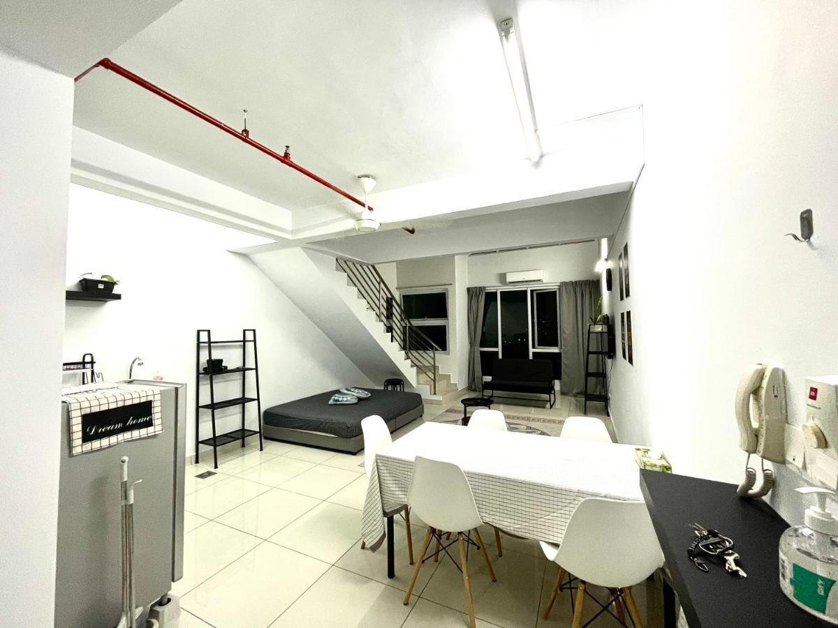 Minimalist Loft IV @Decentrum Apartment Kajang Ngoại thất bức ảnh